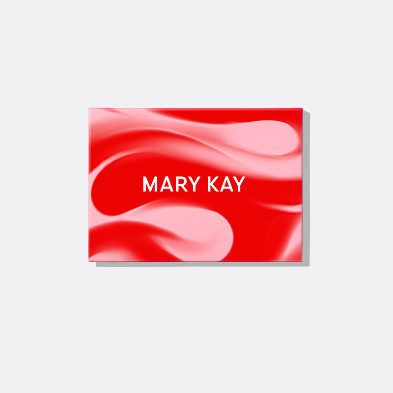 Geschlossene Mary Kay Eye Shadow Palette Outer Glow auf wei&szlig;em Hintergrund