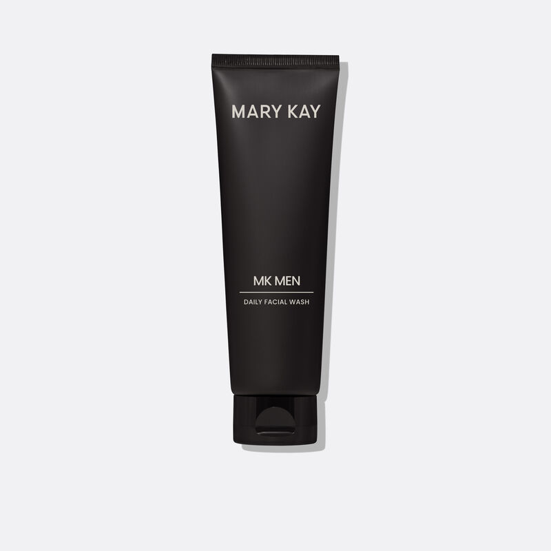 MK Men Daily Facial Wash Flasche liegend auf leerem Hintergrund image number null