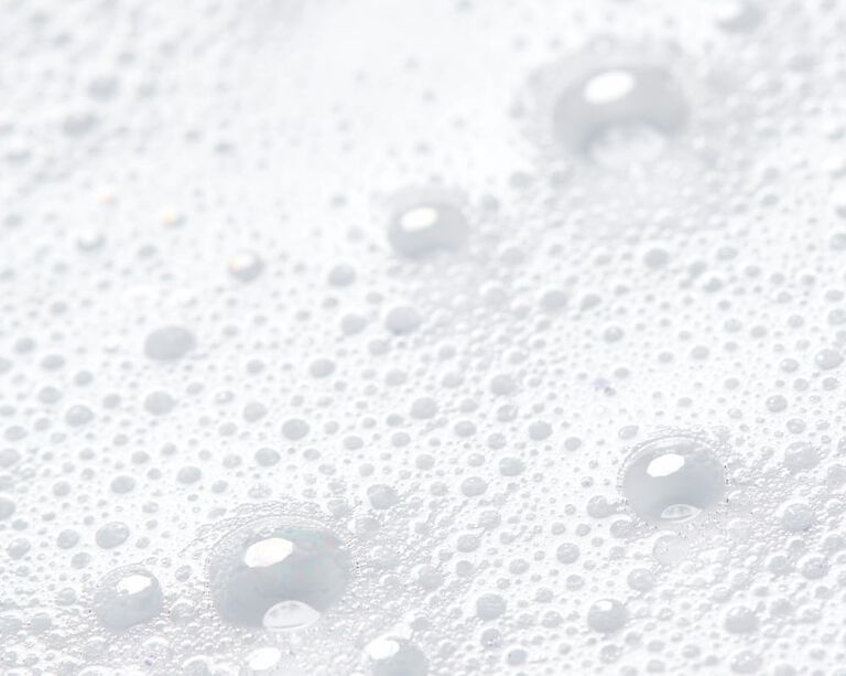 Ein Klecks des TimeWise 4-in-1 Cleanser aus dem Mary Kay TimeWise &bdquo;Wunder-Set&ldquo;