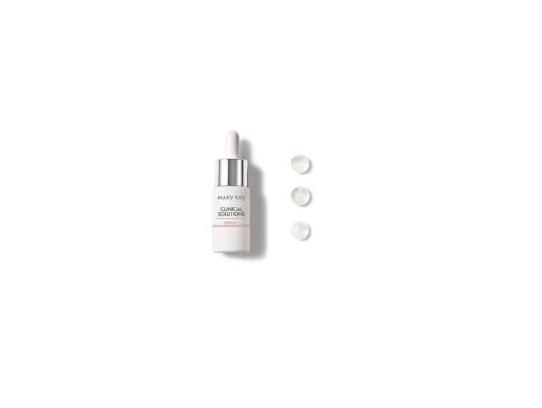 Der Mary Kay Clinical Solutions Ferulic +Niacinamide Brightener mit drei klaren Gel Tropfen auf wei&szlig;em Hintergrund