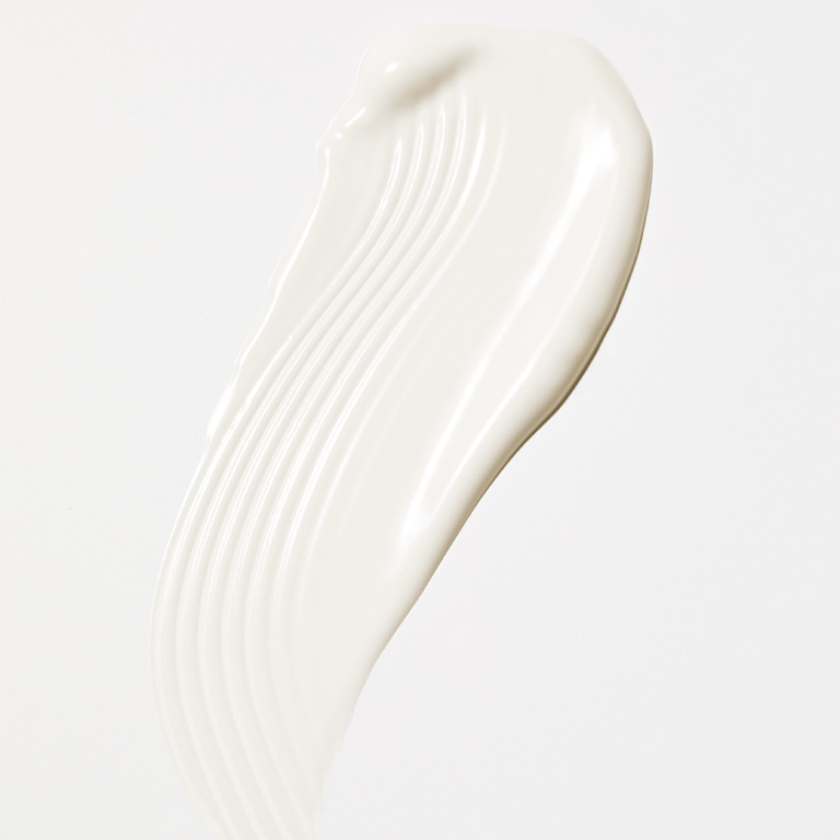 Ein Klecks der Mary Kay Sonnencreme f&uuml;r Gesicht und K&ouml;rper mit Lichtschutzfaktor 50+
